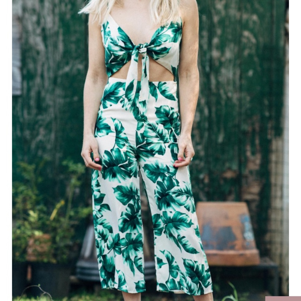Vestique Palm Jumper